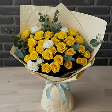 Букет цветов из:  Розы в Салавате