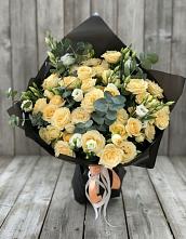 Букет цветов из:  Розы и Лизиантусы #REPLACE_PRED# Салавате