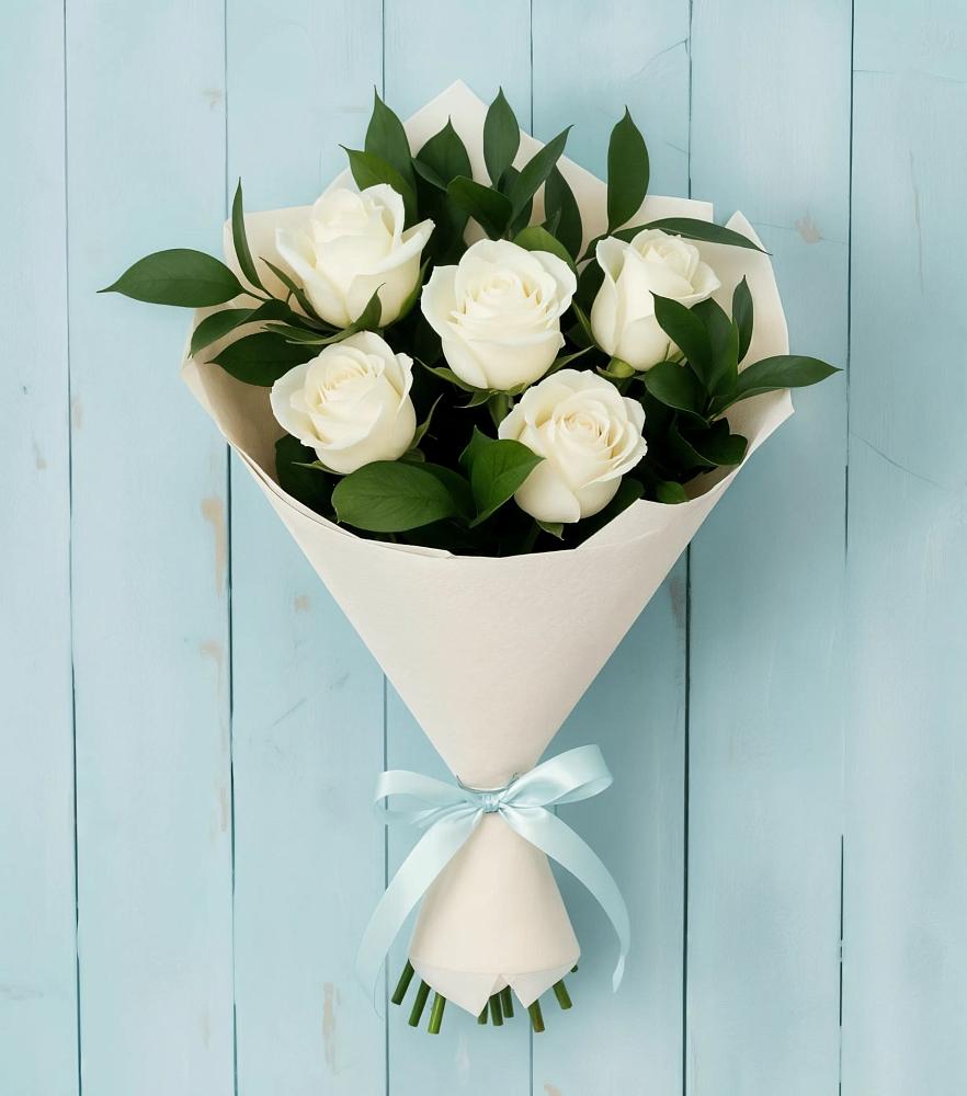 Букет цветов из: Розы в Салавате