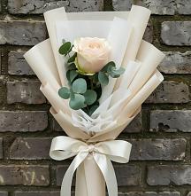 Букет цветов из:  Розы в Салавате