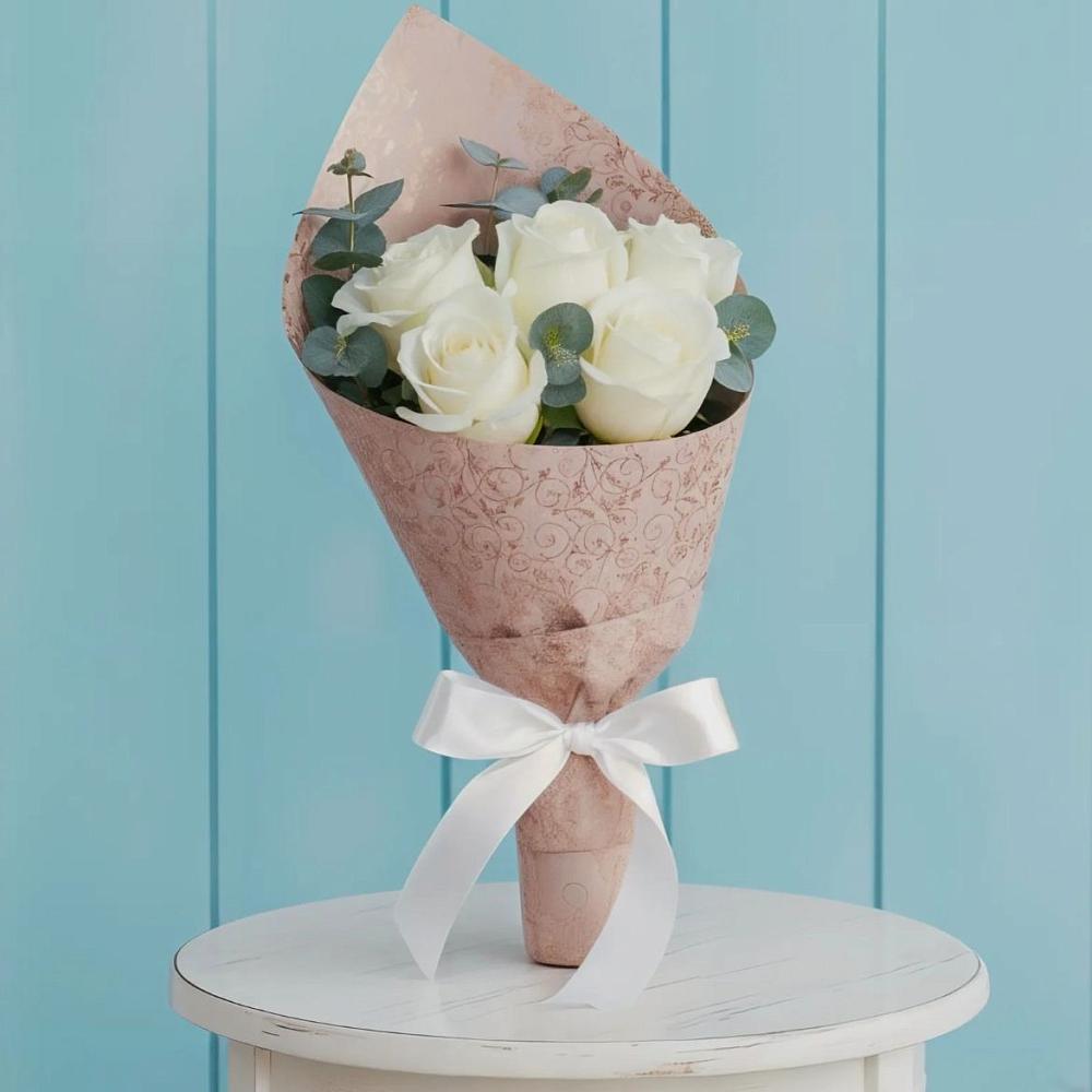 Букет цветов из: Розы в Салавате