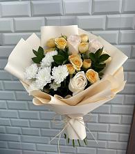 Букет цветов из:  Розы и Хризантемы в Салавате