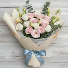 Букет цветов из:  Лизиантусы в Салавате