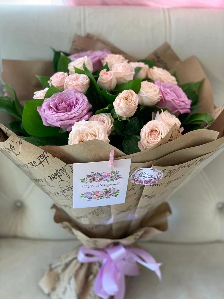 Букет цветов из: Розы в Салавате