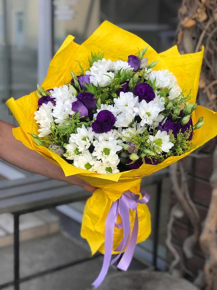 Букет цветов из: Ирисы, Хризантемы и Ромашки в Салавате