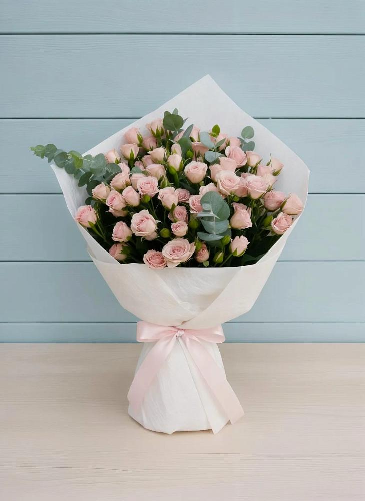 Букет цветов из: Розы в Салавате