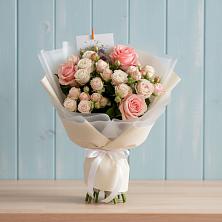 Букет цветов из:  Розы в Салавате