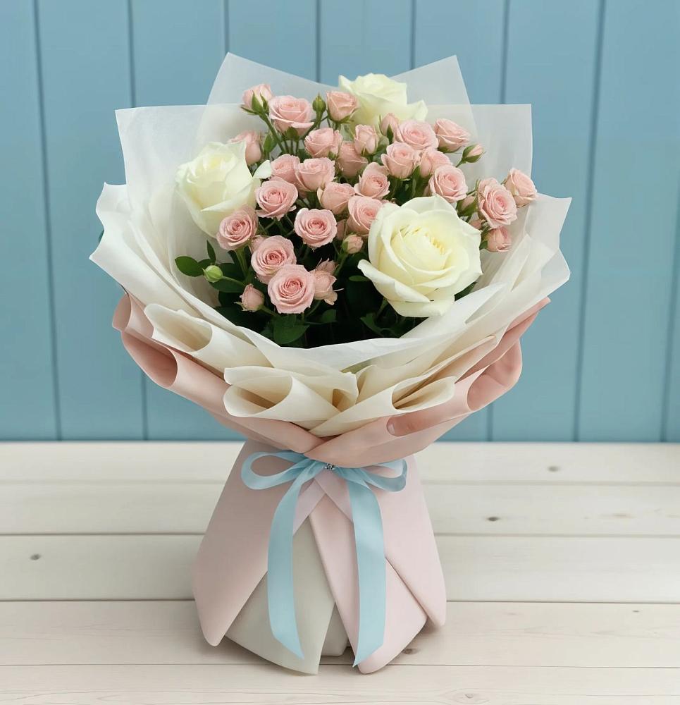 Букет цветов из: Розы в Салавате