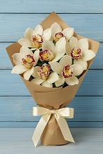 Букет цветов из:  Орхидеи и Розы в Салавате