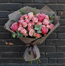 Букет цветов из:  Розы в Салавате